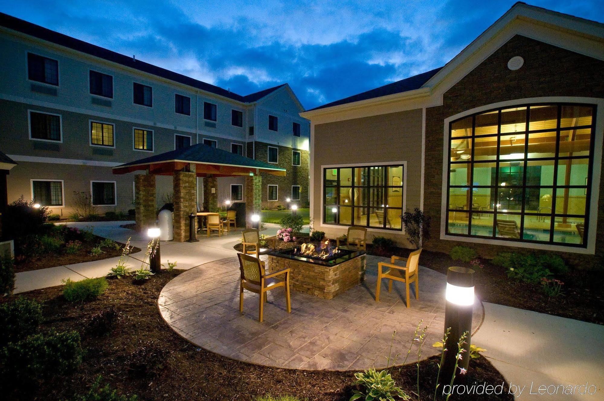 ฮอว์ทอร์น สวีท บาย วินด์แฮม วิลเลียมส์วิลล์ บัฟฟาโลแอร์พอร์ต Hotel ภายนอก รูปภาพ